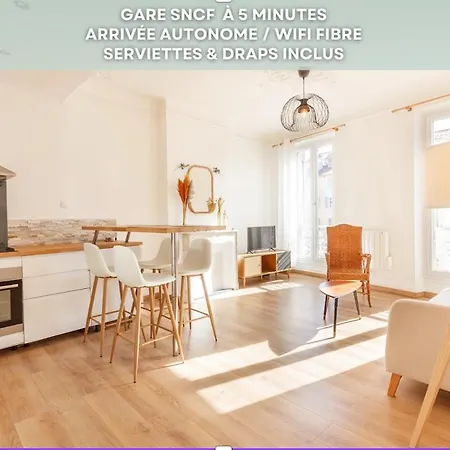 Spacious & Bright - Location